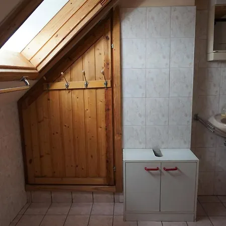 Grosses Ferienhaus Plattensee Balaton - Nyaralo Haz 6 Szobaval, 5 Fuerdoszobaval, 3000 Nm * Szolad