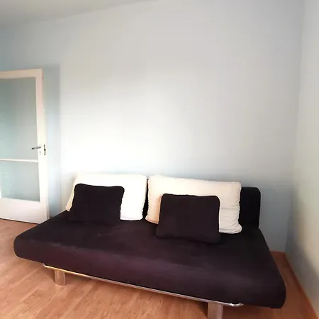 Apartment Grosses Ferienhaus Plattensee Balaton - Nyaralo Haz 6 Szobaval, 5 Fuerdoszobaval, 3000 Nm Szolad